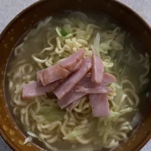 ジャスト５分！？インスタントラーメンを美味しく♪